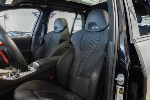 Used 2024 BMW X5 M Competition w/ Executive Package image 15