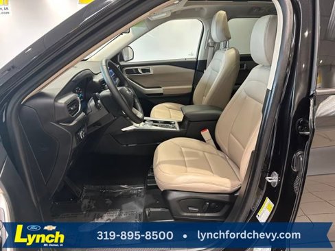 Used 2024 Ford Explorer XLT w/ Equipment Group 202A image 6