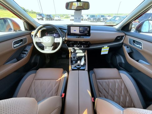 New 2026 Nissan Rogue Platinum image 13