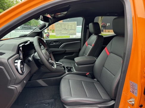 New 2025 Chevrolet Colorado Z71 w/ Technology Package image 8