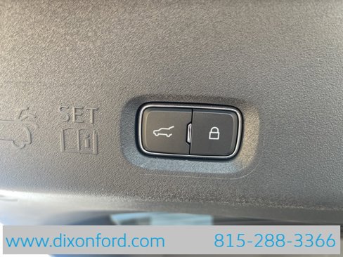 New 2025 Ford Expedition Active image 28