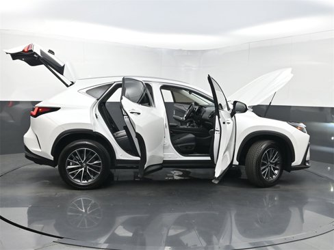 Used 2024 Lexus NX 250 FWD w/ Premium Package image 30