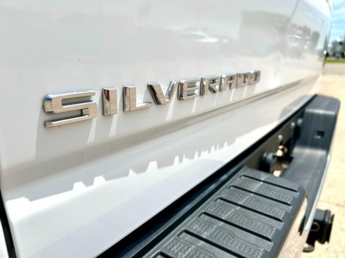Used 2022 Chevrolet Silverado 2500 LT image 13