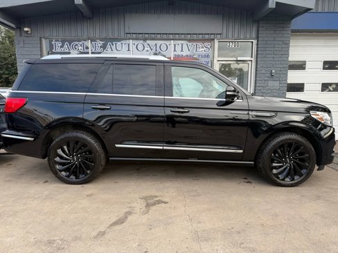 Used 2021 Lincoln Navigator Reserve image 2