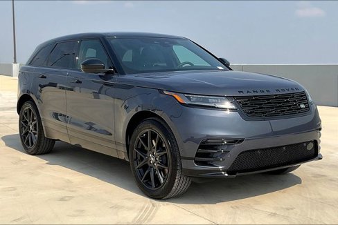 New 2026 Land Rover Range Rover Velar Dynamic SE image 2