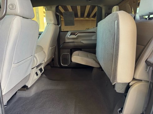 Used 2022 Chevrolet Silverado 1500 LT w/ Z71 Off-Road Package image 19