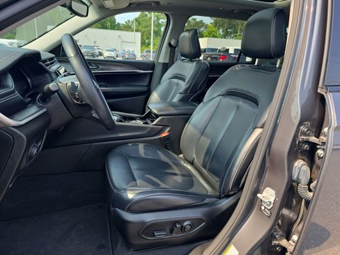 Used 2021 Jeep Grand Cherokee L Limited image 20
