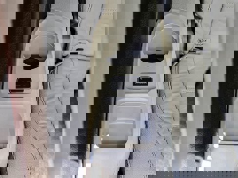 New 2026 Mercedes-Benz GLS 450 4MATIC image 45