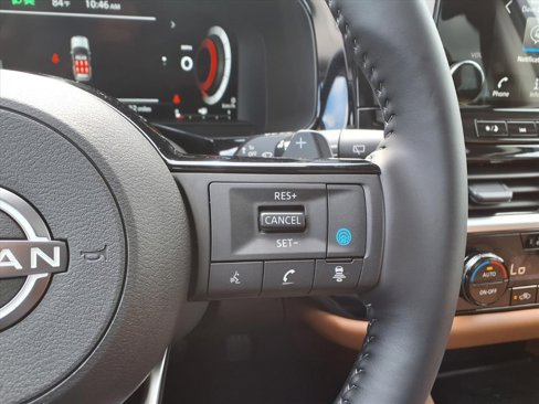 New 2025 Nissan Pathfinder Platinum image 17