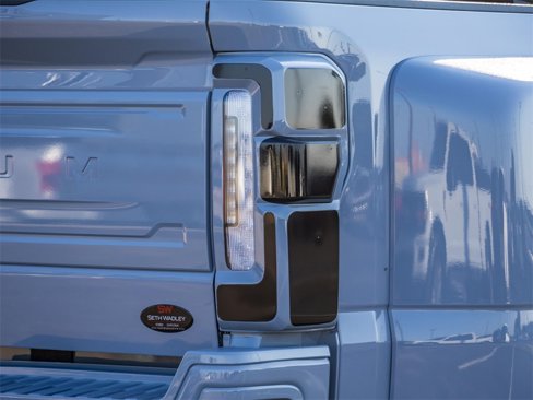 Used 2025 Ford F450 Platinum w/ Platinum Plus Package image 10