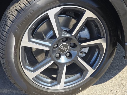 New 2025 Audi Q3 2.0T Premium Plus image 14