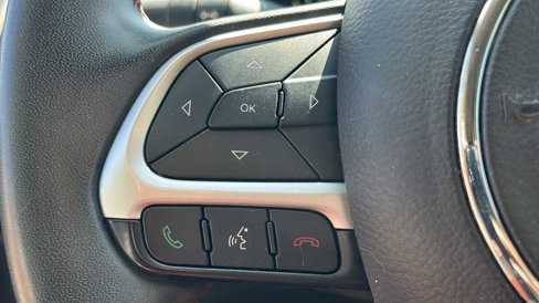 Used 2021 Jeep Compass Trailhawk image 32