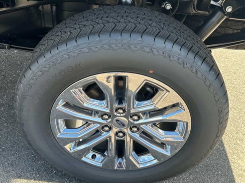 New 2025 Ford F150 Lariat w/ Equipment Group 501A Mid image 14