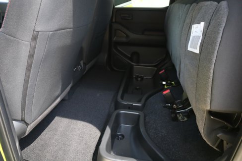 New 2026 Nissan Frontier SV image 44