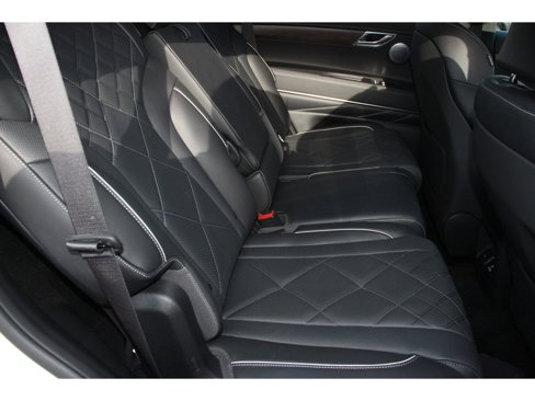 Used 2025 Genesis GV80 3.5T Prestige image 16