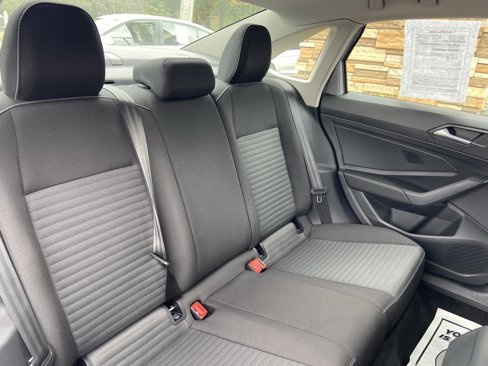 Used 2025 Volkswagen Jetta S image 25
