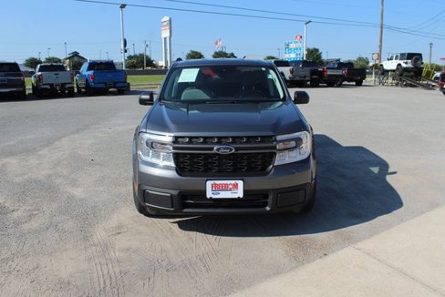 Used 2022 Ford Maverick XLT image 2