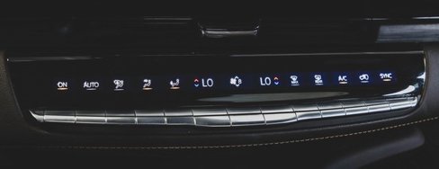 Used 2022 Cadillac Escalade Sport w/ LPO, ONYX Package image 19