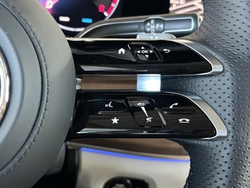 New 2026 Mercedes-Benz GLS 450 4MATIC image 21