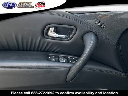 Used 2023 Nissan Armada SL w/ Midnight Edition Package image 11