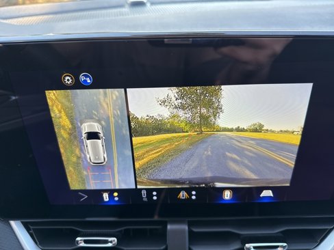 New 2026 Chevrolet Equinox LT w/ Midnight Edition image 24