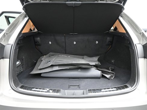 Used 2024 Lexus NX 250 FWD w/ Premium Package image 18