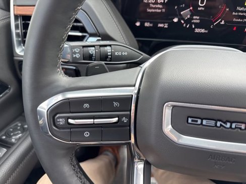 Used 2025 GMC Yukon XL Denali image 25