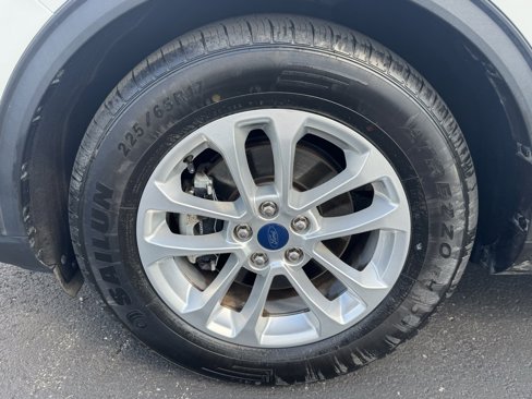 Certified 2022 Ford Escape SE image 35