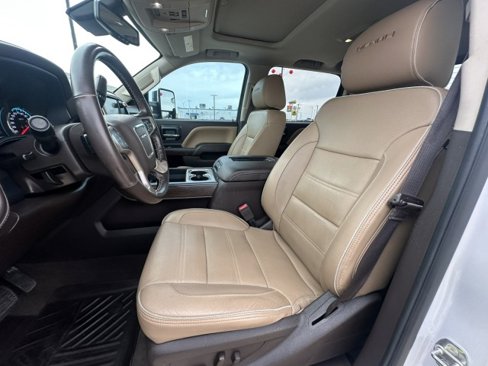 Used 2018 GMC Sierra 2500 Denali w/ Duramax Plus Package image 19