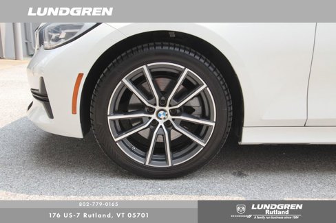 Used 2022 BMW 330i xDrive Sedan w/ Premium Package image 40
