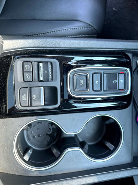 Used 2024 Honda Pilot Touring image 17
