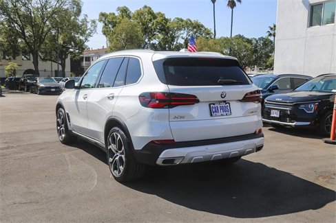 Used 2024 BMW X5 sDrive40i w/ Premium Package image 8