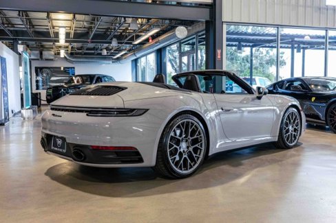 Used 2024 Porsche 911 Carrera image 5