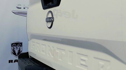 Used 2024 Nissan Frontier S w/ S Utility Package image 8