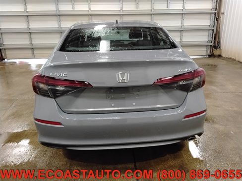 Used 2025 Honda Civic Sport image 6
