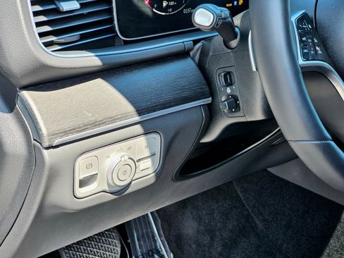 Certified 2025 Mercedes-Benz GLE 350 4MATIC image 18