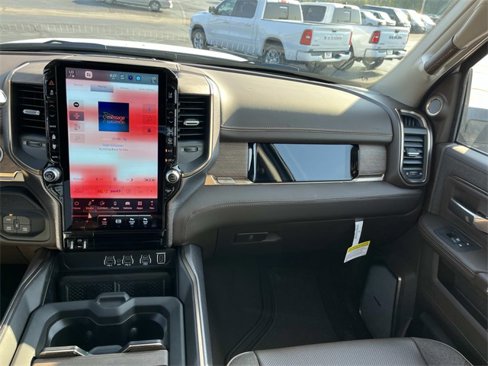 New 2025 RAM 2500 Limited image 14
