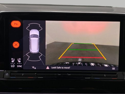 New 2026 Volkswagen Atlas Peak Edition image 24