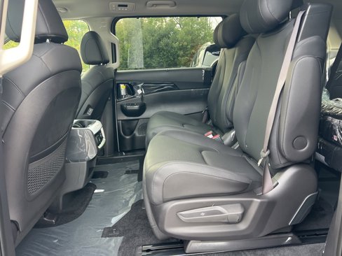 New 2026 Kia Carnival SX Prestige image 12