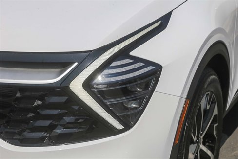Certified 2024 Kia Sportage EX image 6