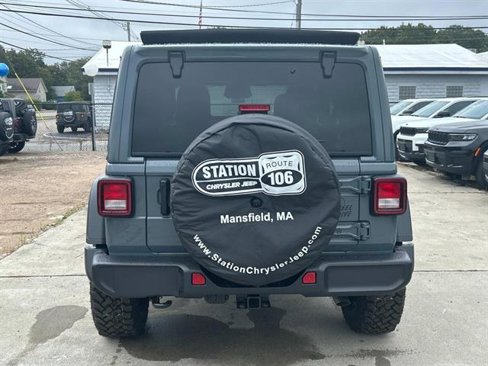 New 2025 Jeep Wrangler Unlimited Sport image 3