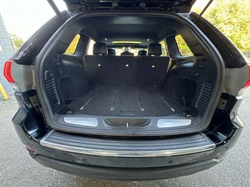 Used 2017 Jeep Grand Cherokee Limited image 21