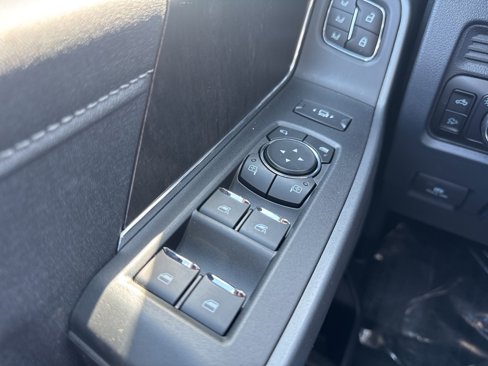New 2026 Ford F250 Lariat image 15