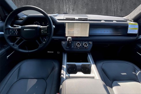 New 2025 Land Rover Defender 110 V8 image 5