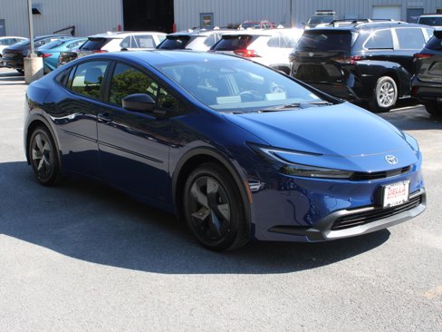 New 2026 Toyota Prius LE image 3