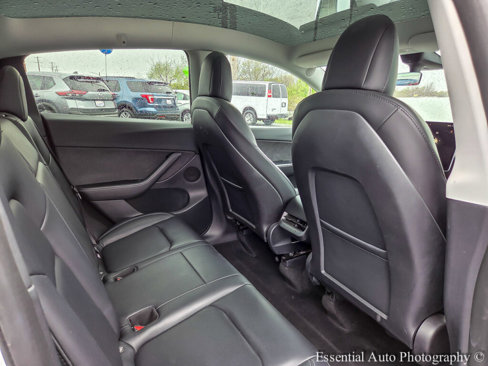 Used 2022 Tesla Model Y Performance image 31