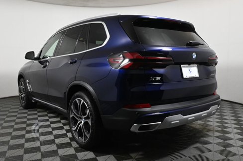 New 2026 BMW X5 xDrive40i image 5