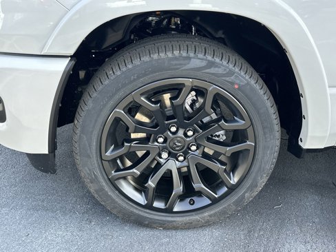 New 2025 RAM 1500 Limited image 13