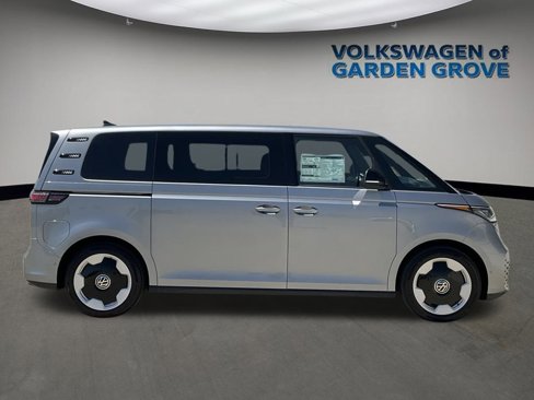 New 2025 Volkswagen ID. Buzz Pro S image 12