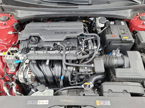 Used 2025 Hyundai Elantra Sport w/ Cargo Package image 21